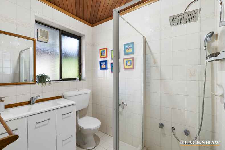 5 Pinkstone Place Mckellar 5 Pinkstone Place Mckellar