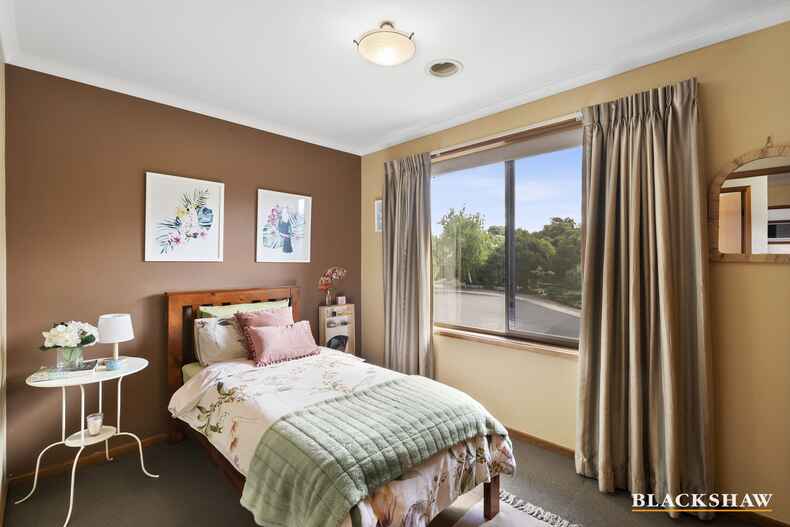 5 Pinkstone Place Mckellar 5 Pinkstone Place Mckellar