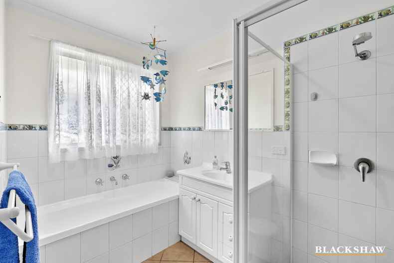 13 Sandover Circuit Amaroo 13 Sandover Circuit Amaroo