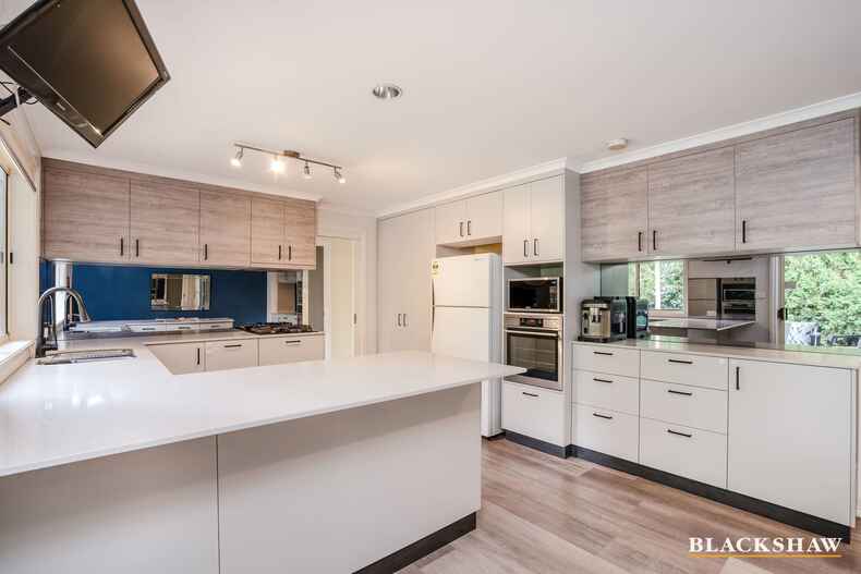 5/174 Clive Steele Avenue Monash