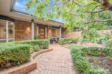 59 Kirwan Circuit Stirling