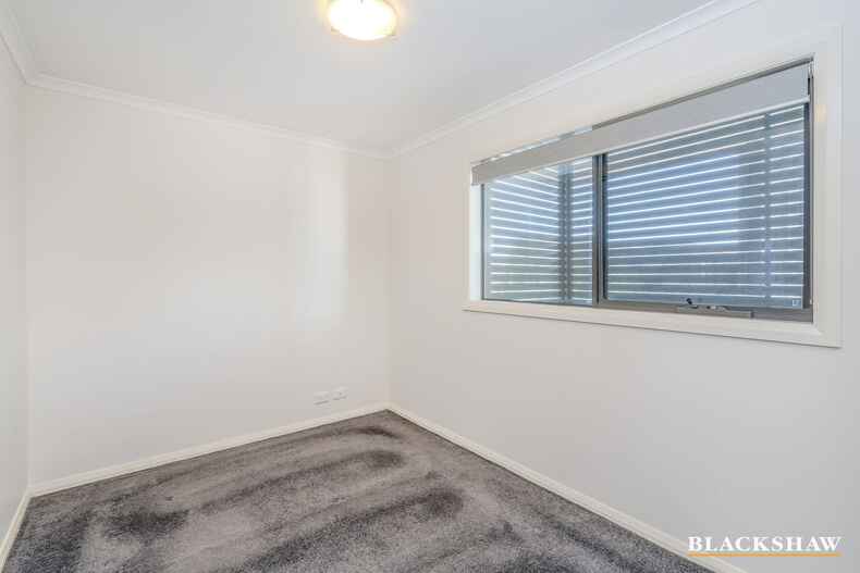 20/60 John Gorton Drive Coombs