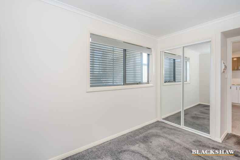 20/60 John Gorton Drive Coombs