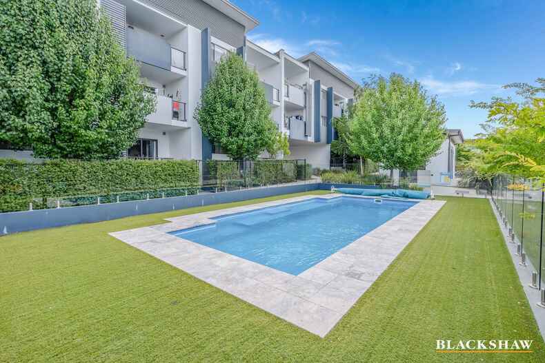 20/60 John Gorton Drive Coombs