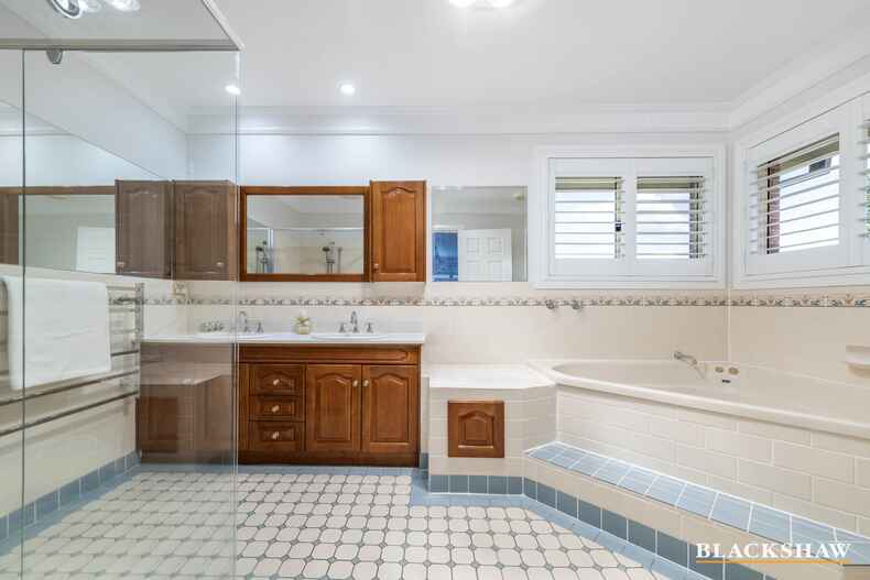 10 McClelland Avenue Nicholls 10 McClelland Avenue Nicholls