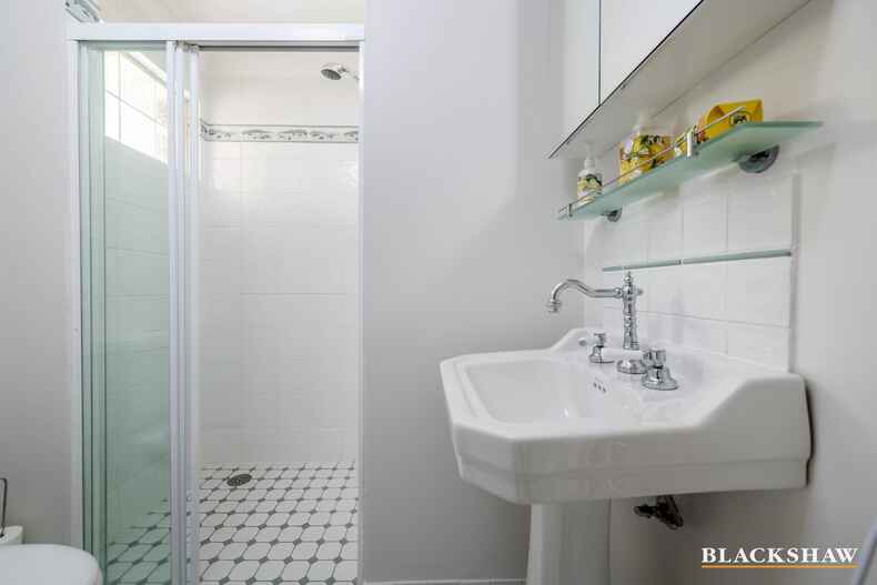 10 McClelland Avenue Nicholls 10 McClelland Avenue Nicholls