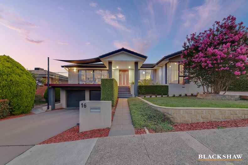 16 Renmark Street Duffy