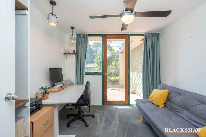 12 Perry Drive Chapman 12 Perry Drive Chapman