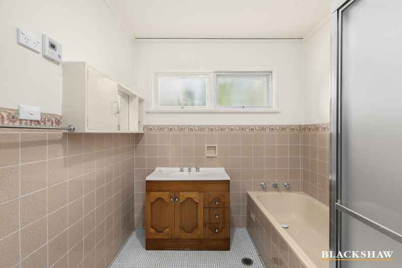 68 Agnes Avenue Queanbeyan 68 Agnes Avenue Queanbeyan