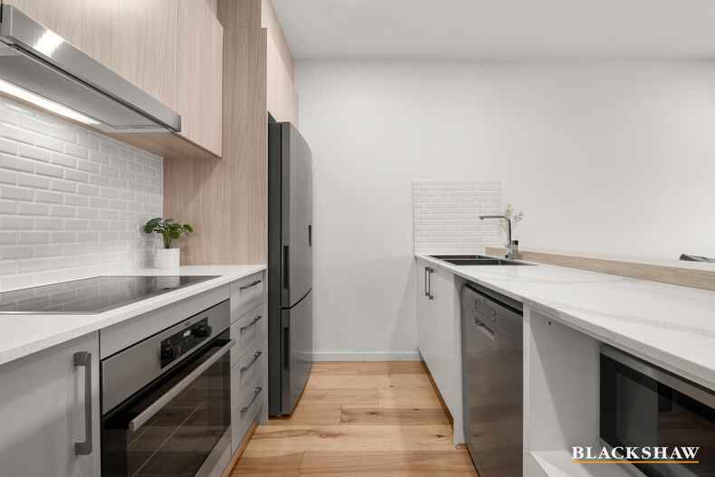 6/2 Telfer Street Coombs