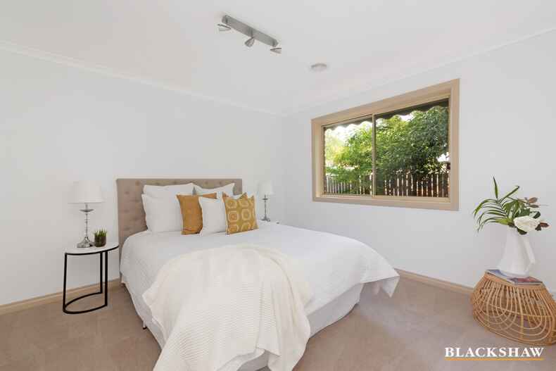 20a Carslaw Street Chifley