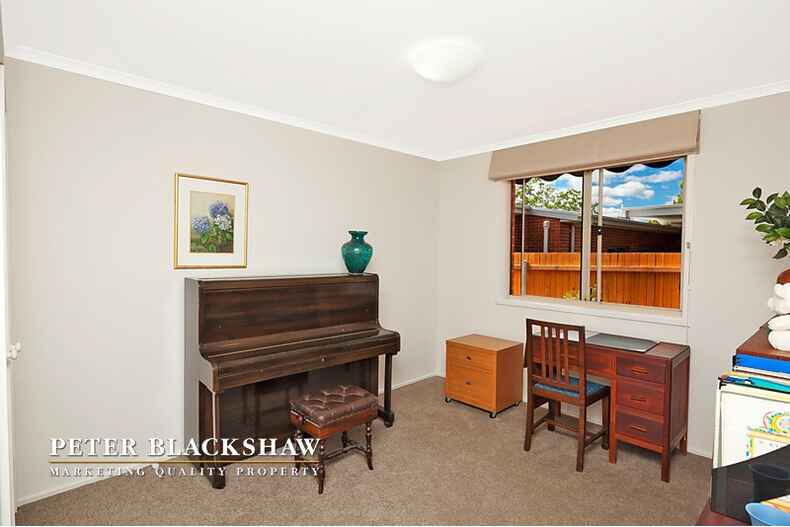 5 Frome Street  Narrabundah