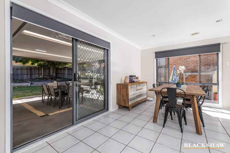 12 Clarendon Street Amaroo 12 Clarendon Street Amaroo