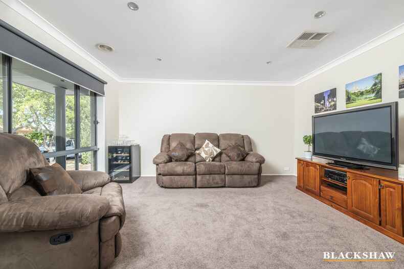 12 Clarendon Street Amaroo 12 Clarendon Street Amaroo