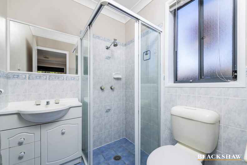 12 Clarendon Street Amaroo 12 Clarendon Street Amaroo