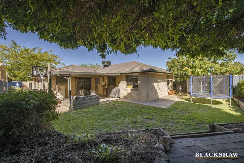 12 Clarendon Street Amaroo 12 Clarendon Street Amaroo