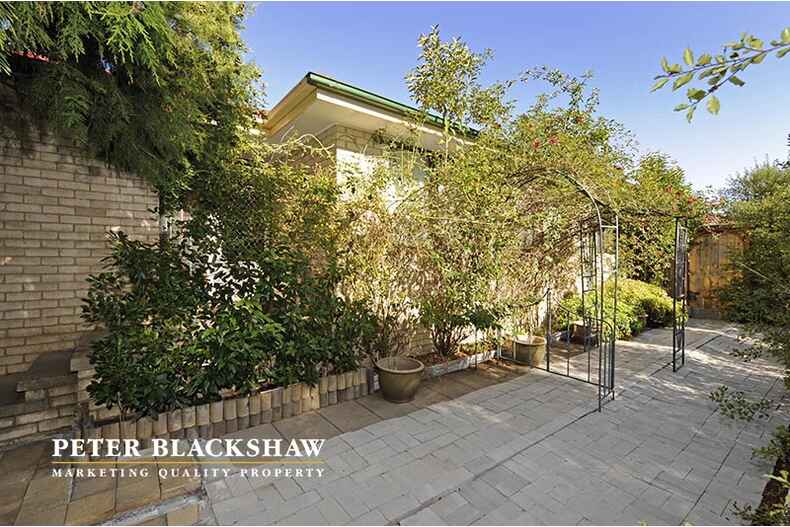 1 Bullock Circuit Kambah 1 Bullock Circuit Kambah