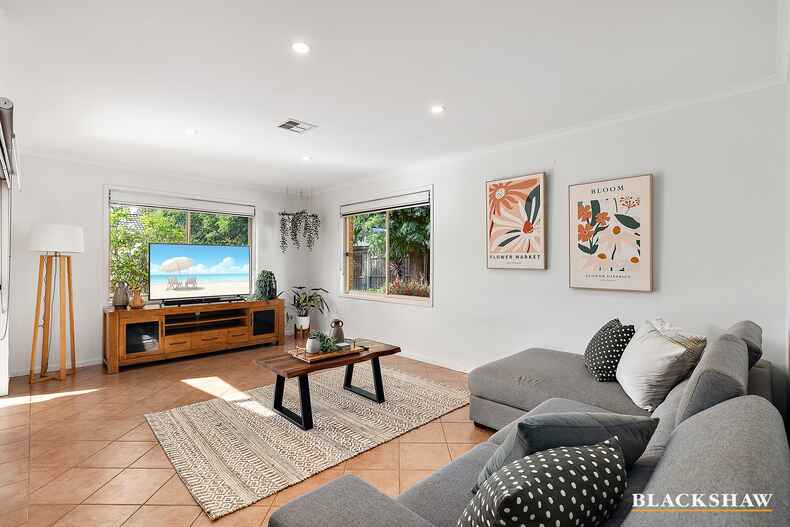 17 Allumba Street Queanbeyan West