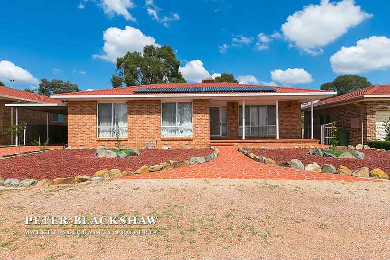 18 Glennie Place Queanbeyan West