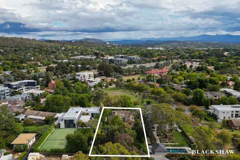 31 Hampton Circuit Yarralumla 31 Hampton Circuit Yarralumla