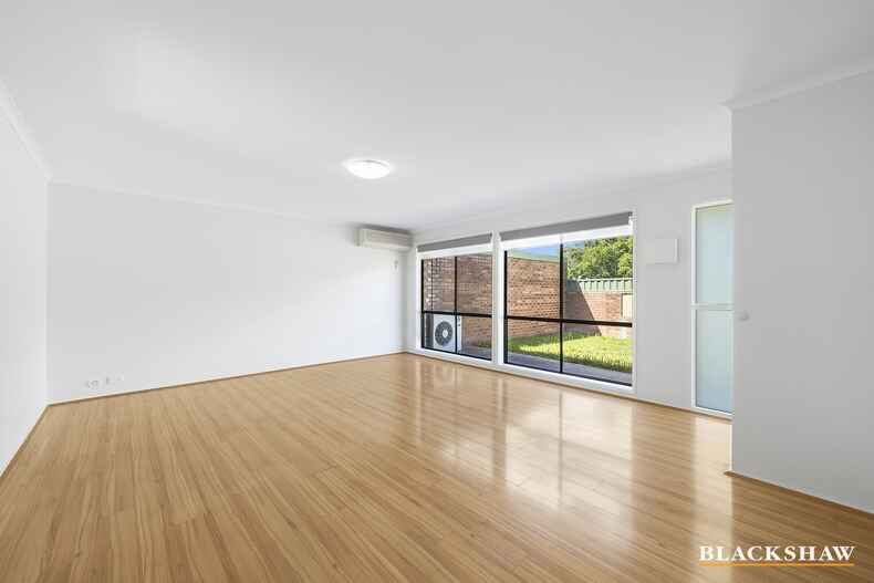 2/17 Pinkerton Circuit Kambah