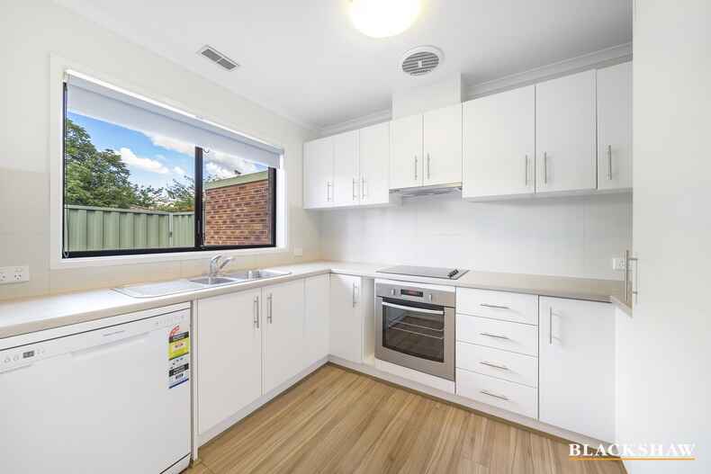 2/17 Pinkerton Circuit Kambah