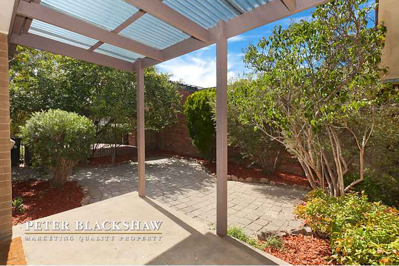 28 Vanzetti Crescent  Kambah