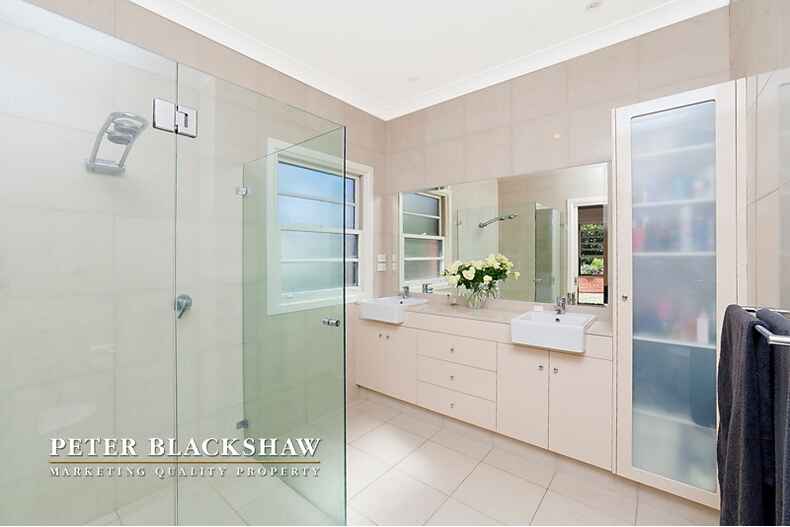 20 Bannister Gardens Griffith