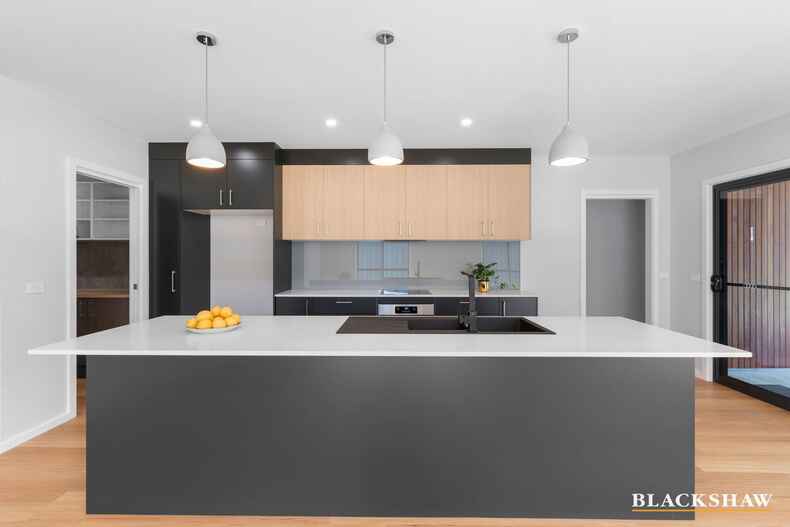 4 Azure Avenue Broulee 4 Azure Avenue Broulee