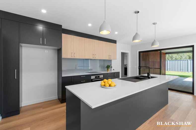 4 Azure Avenue Broulee 4 Azure Avenue Broulee