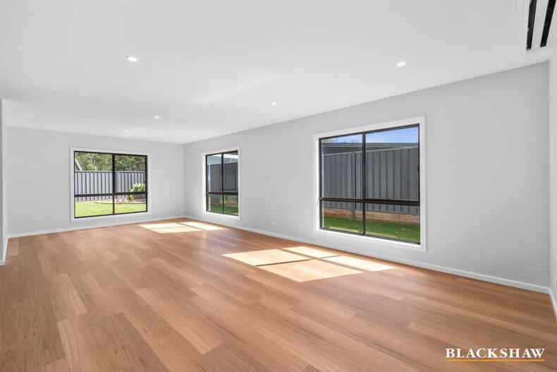 4 Azure Avenue Broulee 4 Azure Avenue Broulee