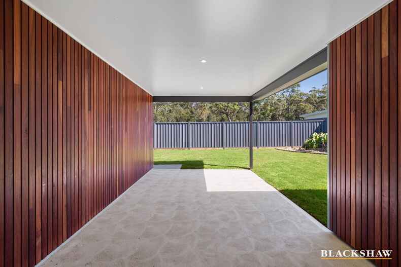 4 Azure Avenue Broulee 4 Azure Avenue Broulee