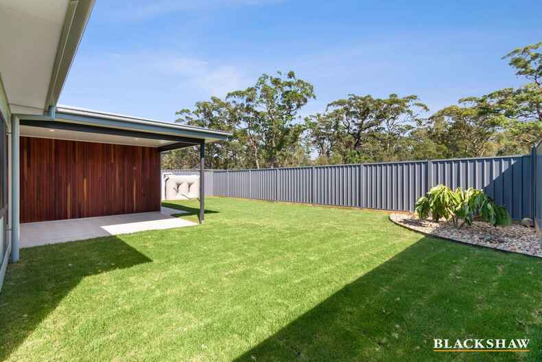 4 Azure Avenue Broulee 4 Azure Avenue Broulee