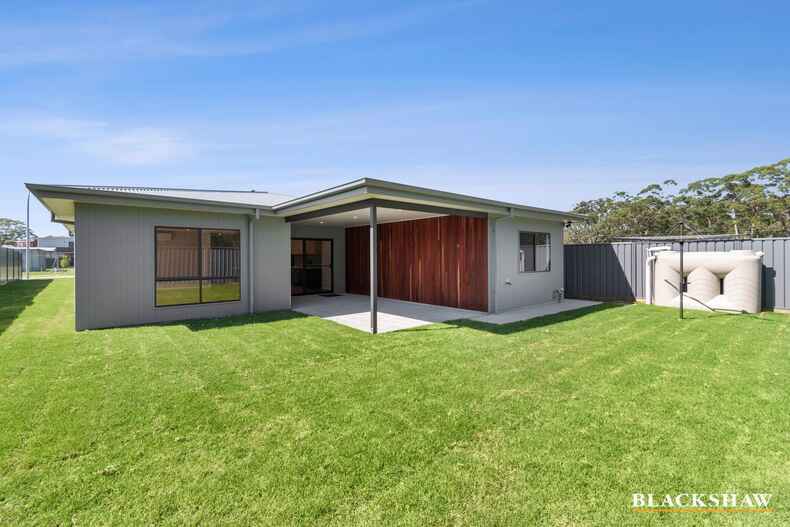 4 Azure Avenue Broulee 4 Azure Avenue Broulee