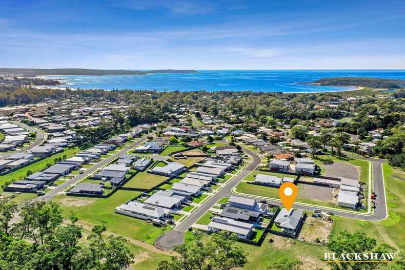 4 Azure Avenue Broulee 4 Azure Avenue Broulee