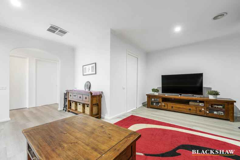 52 Companion Crescent Flynn