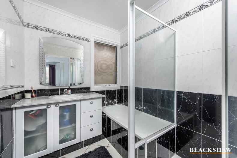 52 Companion Crescent Flynn