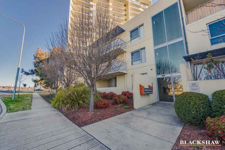 7/60 Callam Street Phillip