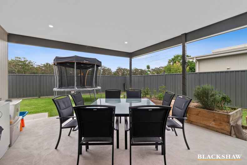 5 Gillan Grove Broulee 5 Gillan Grove Broulee