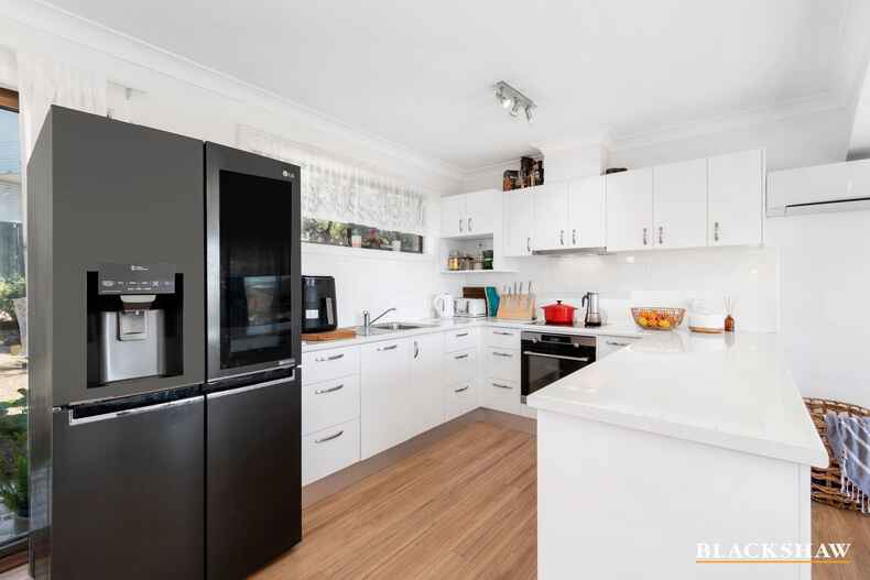 32 Grantham Road Batehaven