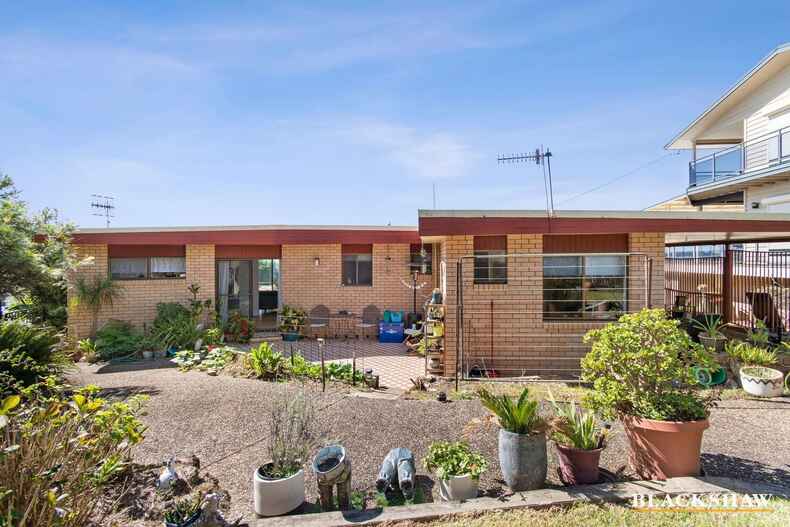 32 Grantham Road Batehaven