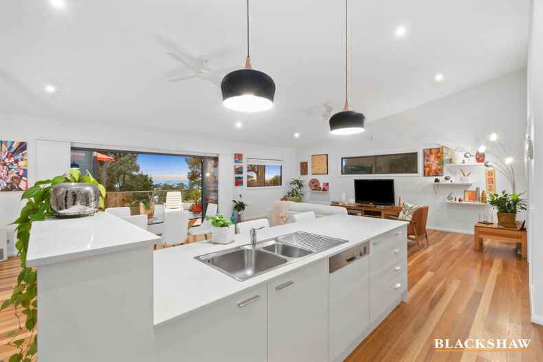 5 Warragai Place Malua Bay 5 Warragai Place Malua Bay