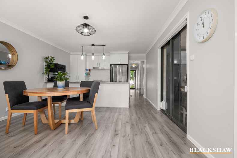 9 Rowland Street Macgregor