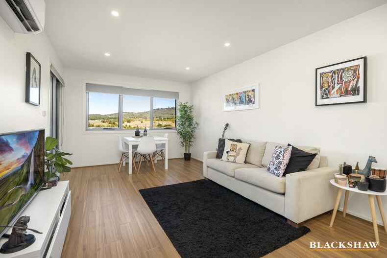 176/41 Philip Hodgins Street Wright