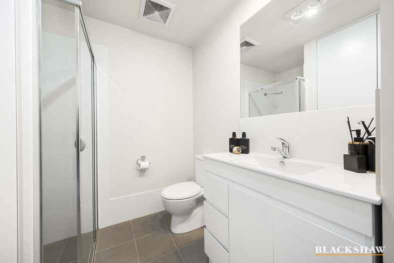 176/41 Philip Hodgins Street Wright