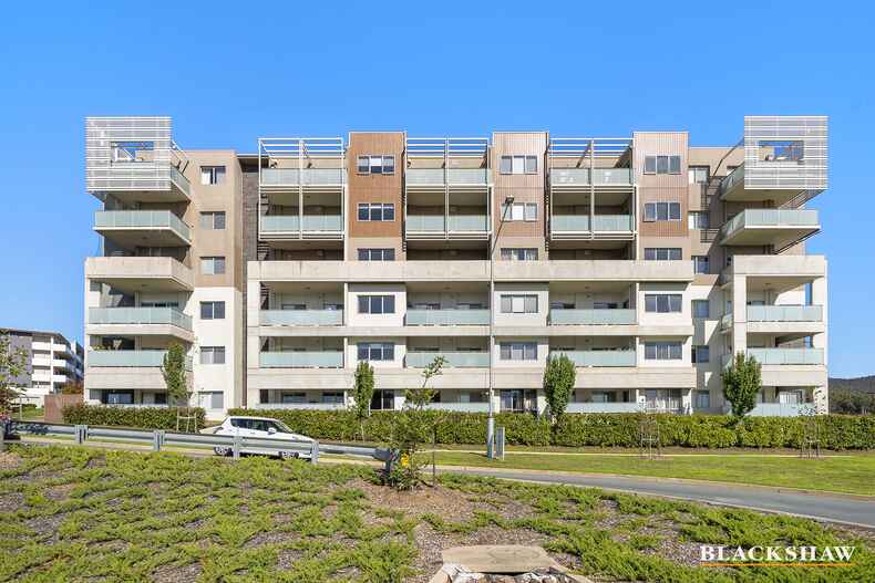 176/41 Philip Hodgins Street Wright