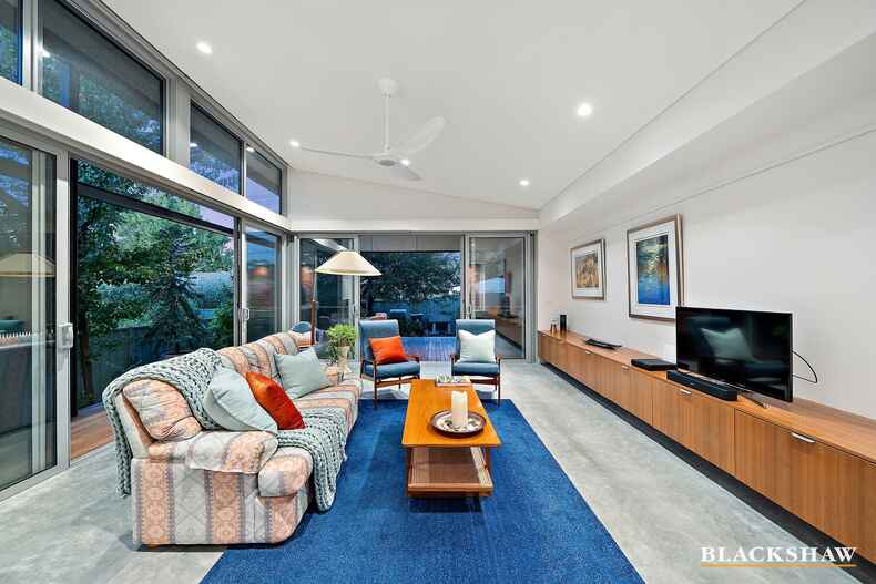 19 Salmond Street Chifley 19 Salmond Street Chifley