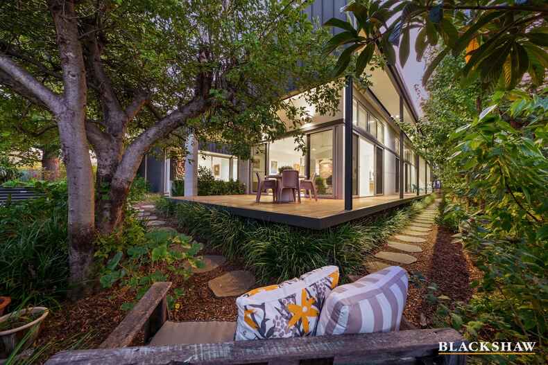 19 Salmond Street Chifley 19 Salmond Street Chifley