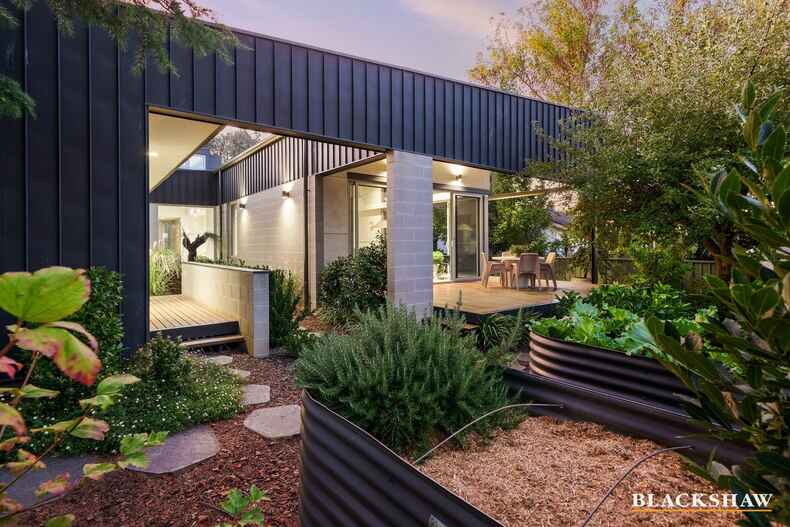 19 Salmond Street Chifley 19 Salmond Street Chifley