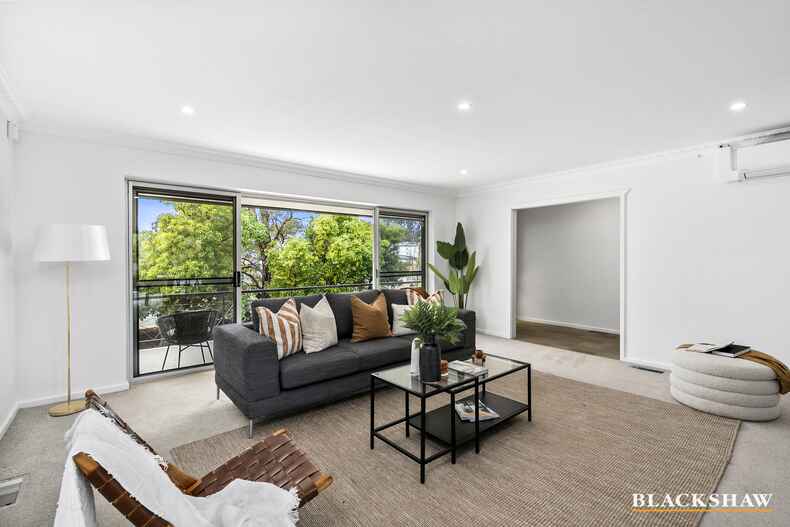 6 McLachlan Crescent Weetangera